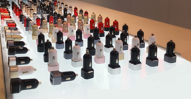 车载充电器 车载充电器